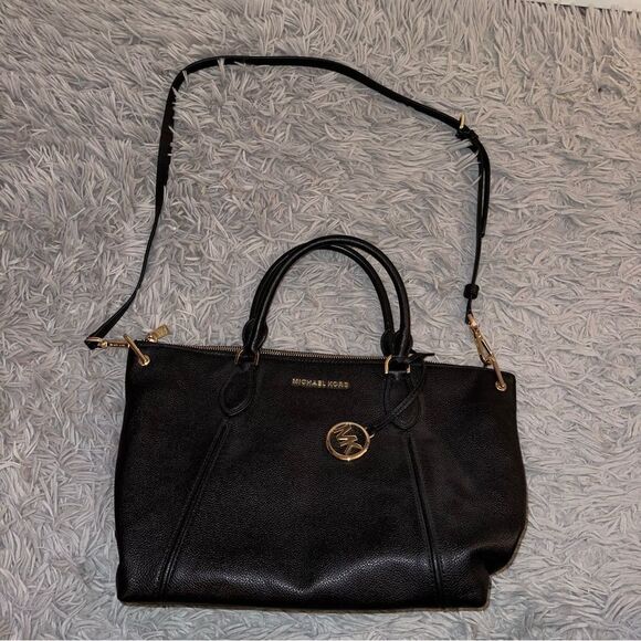 Michael Kors Bag - Picture 6 of 8
